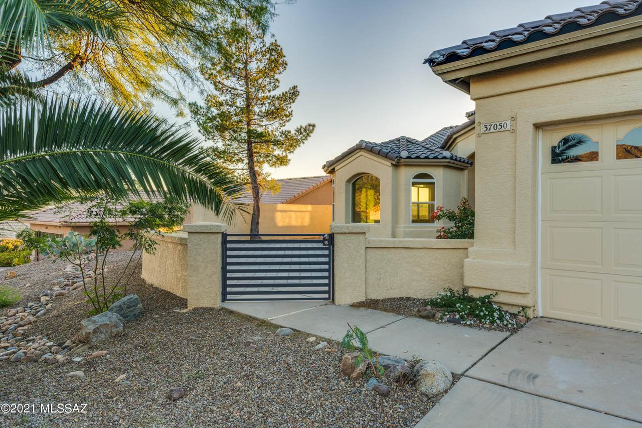 37050 Golf Course Drive - Photo 1
