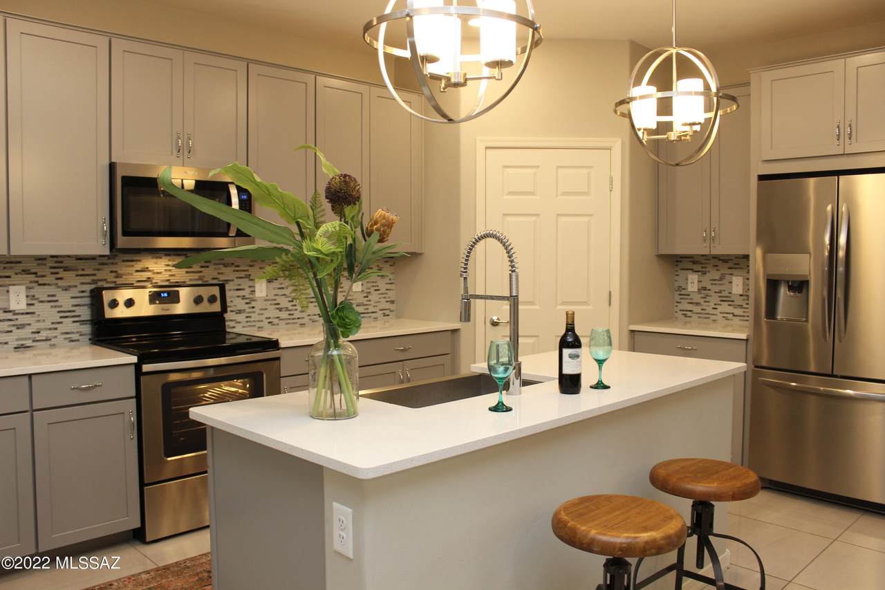 8635 Rome Court - Photo 1