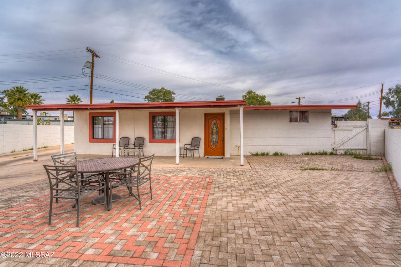 4113 Valentine Place - Photo 1