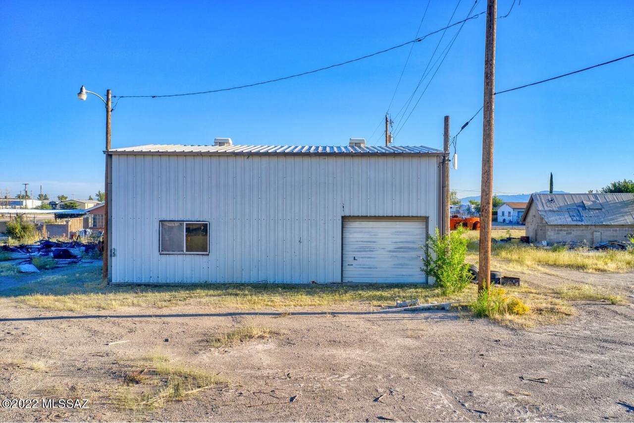 650 Cochise Avenue - Photo 1