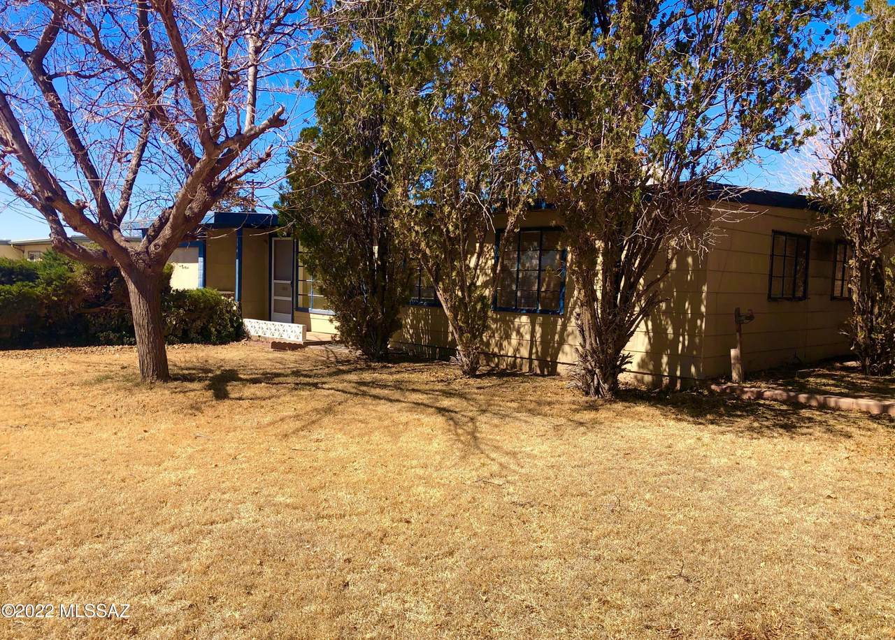 114 Cochise Drive - Photo 1