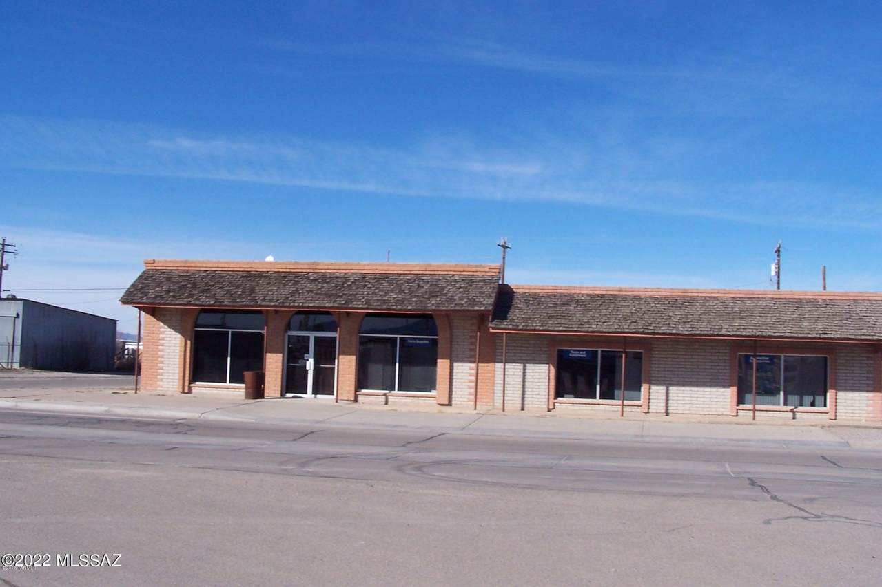 650 Arizona Avenue - Photo 1