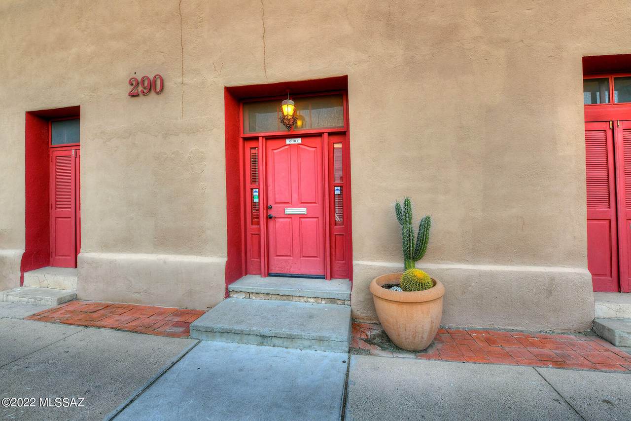 290 Meyer Avenue - Photo 1