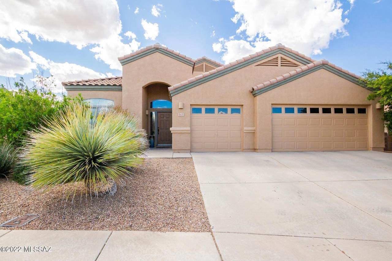 8419 Wind Swept Lane - Photo 1