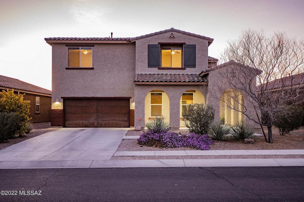 11101 Hydrus Avenue - Photo 1