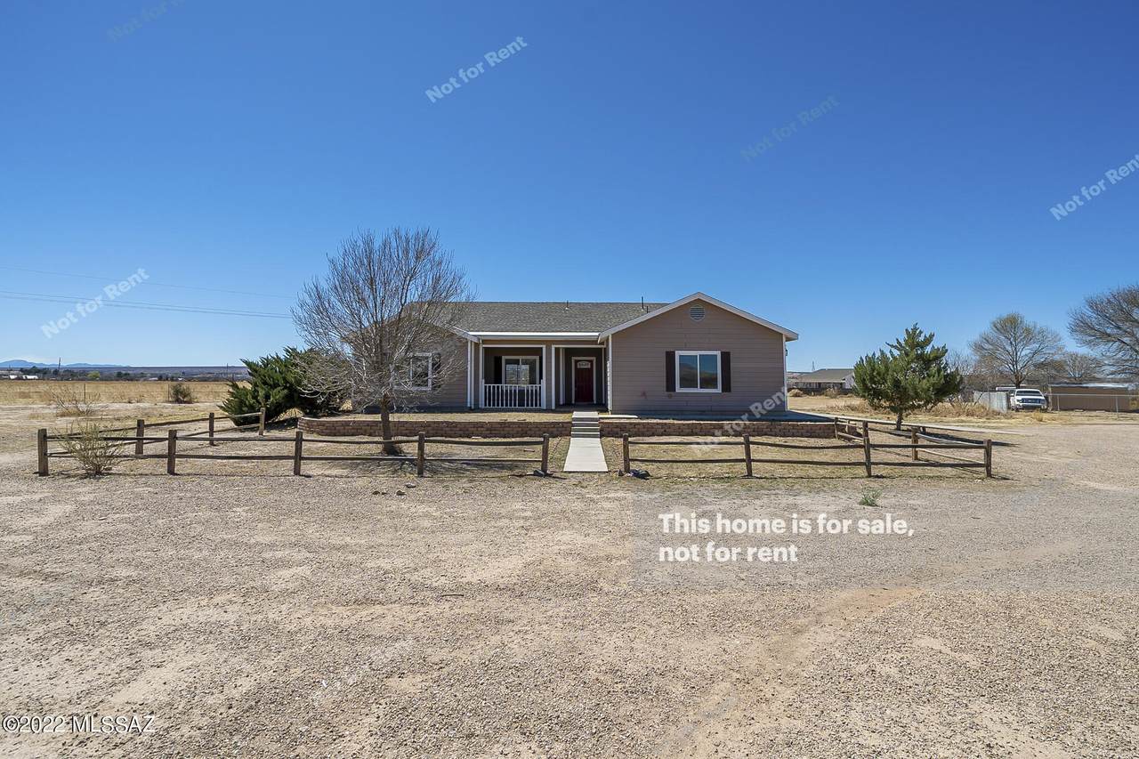 1325 Diamondback Drive - Photo 1