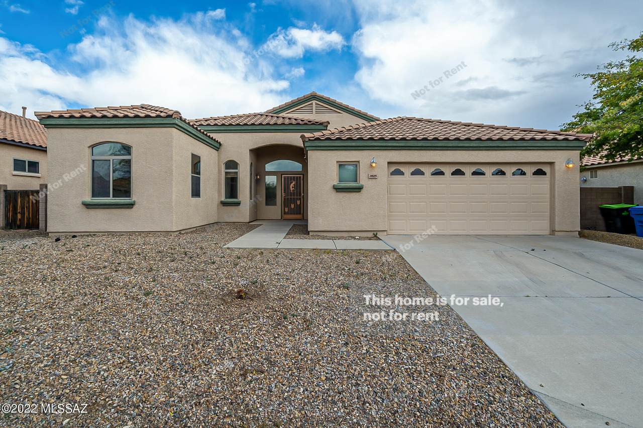 3525 Sun Splash Drive - Photo 1