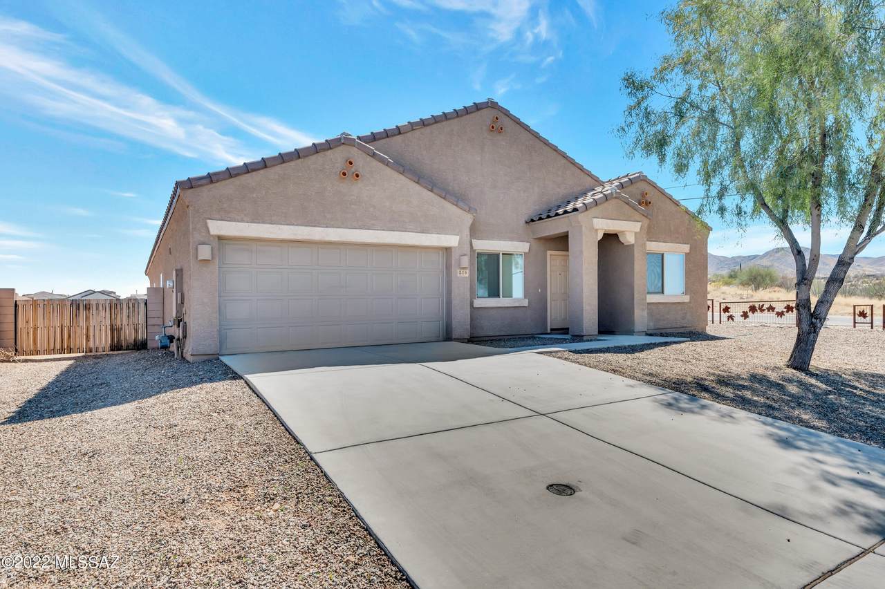 216 Herschel H. Hobbs Place - Photo 1