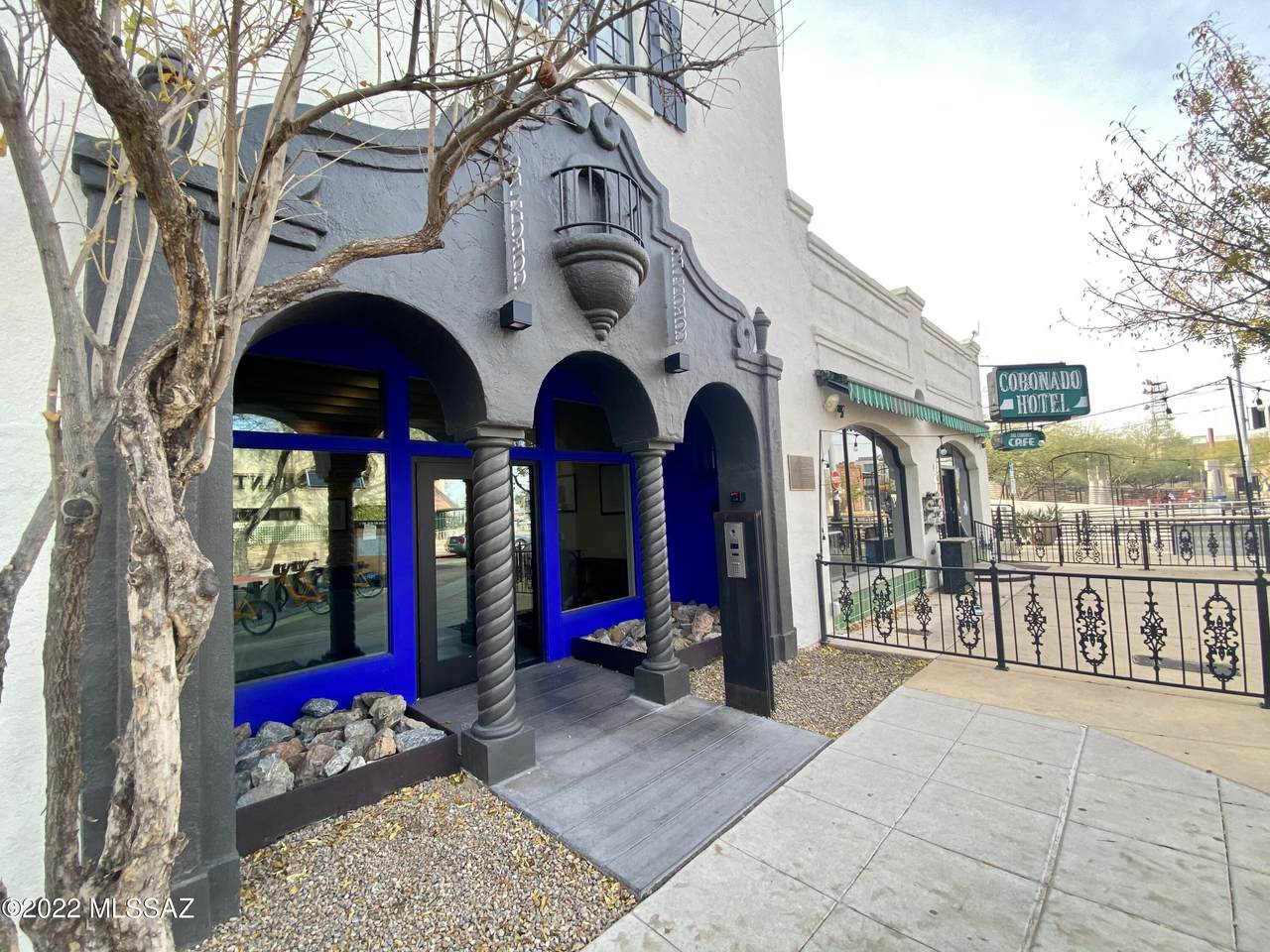 402 9th Street - Photo 1