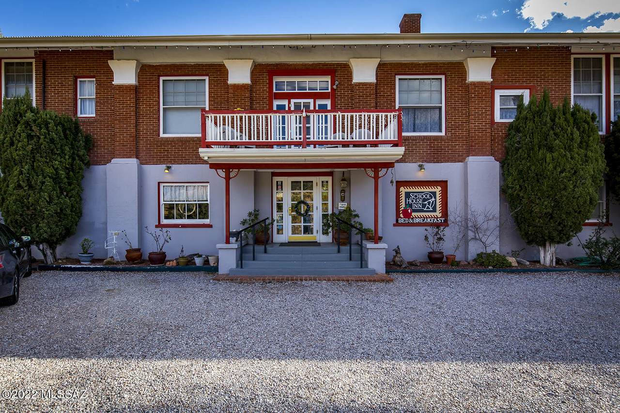 818 Tombstone - Photo 1
