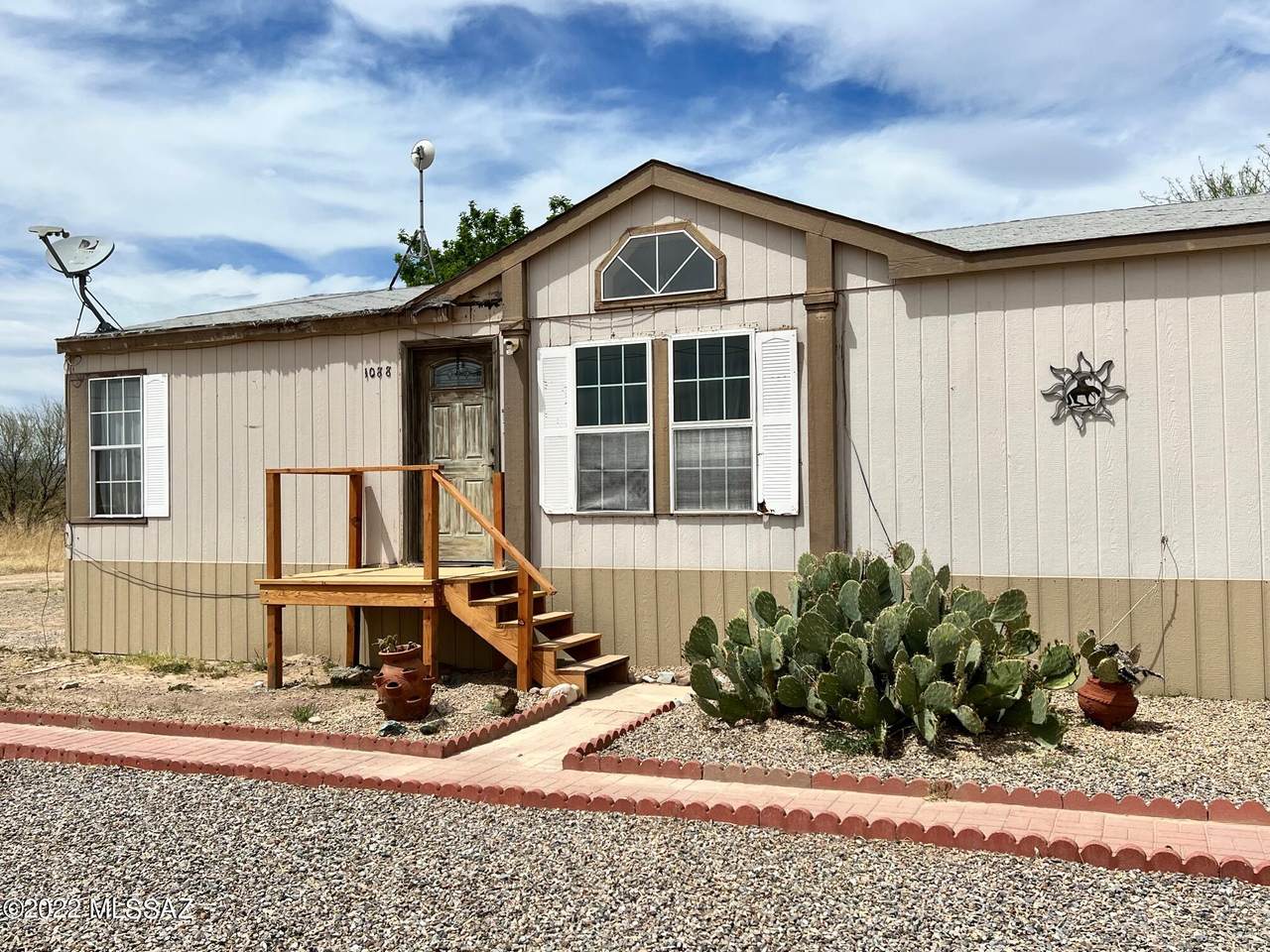 1088 Katie Lane - Photo 1