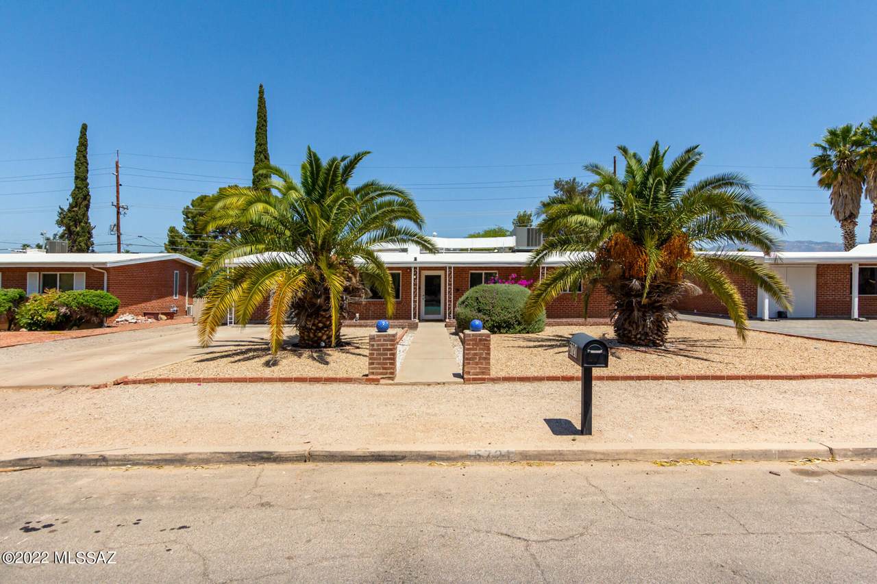 5721 Waverly Street - Photo 1