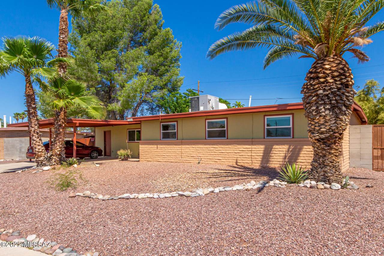 524 Sarnoff Drive - Photo 1