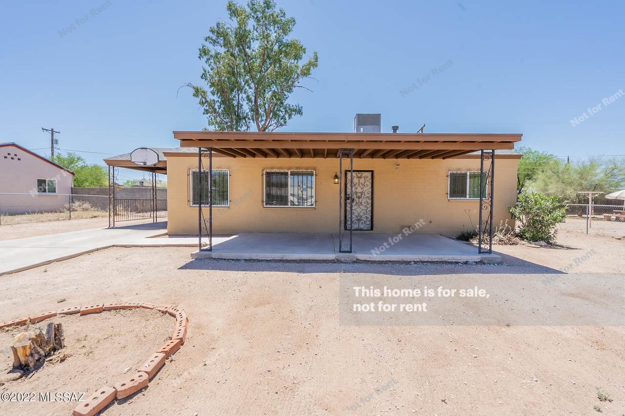 4542 Cooper Street - Photo 1