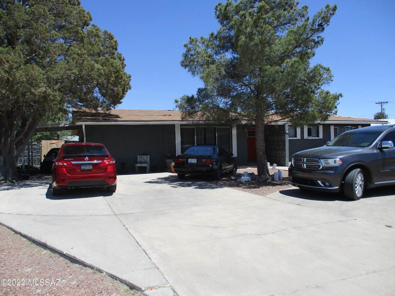 441 Bisbee Avenue - Photo 1