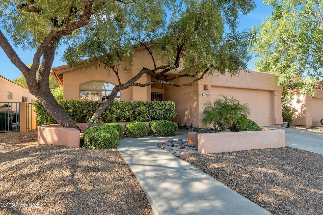 1527 Sand Pebble Drive - Photo 1
