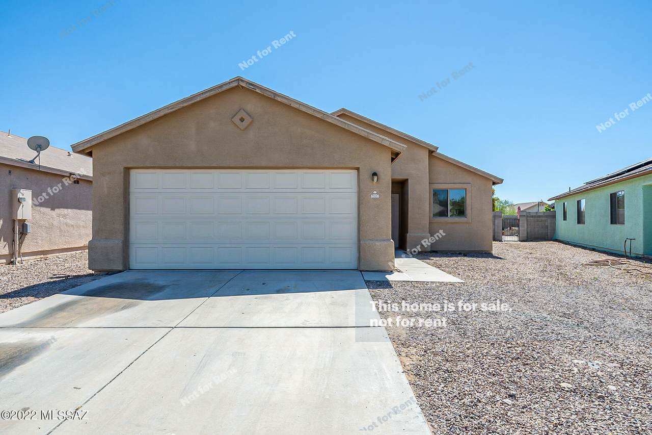 6006 Mogollon Drive - Photo 1