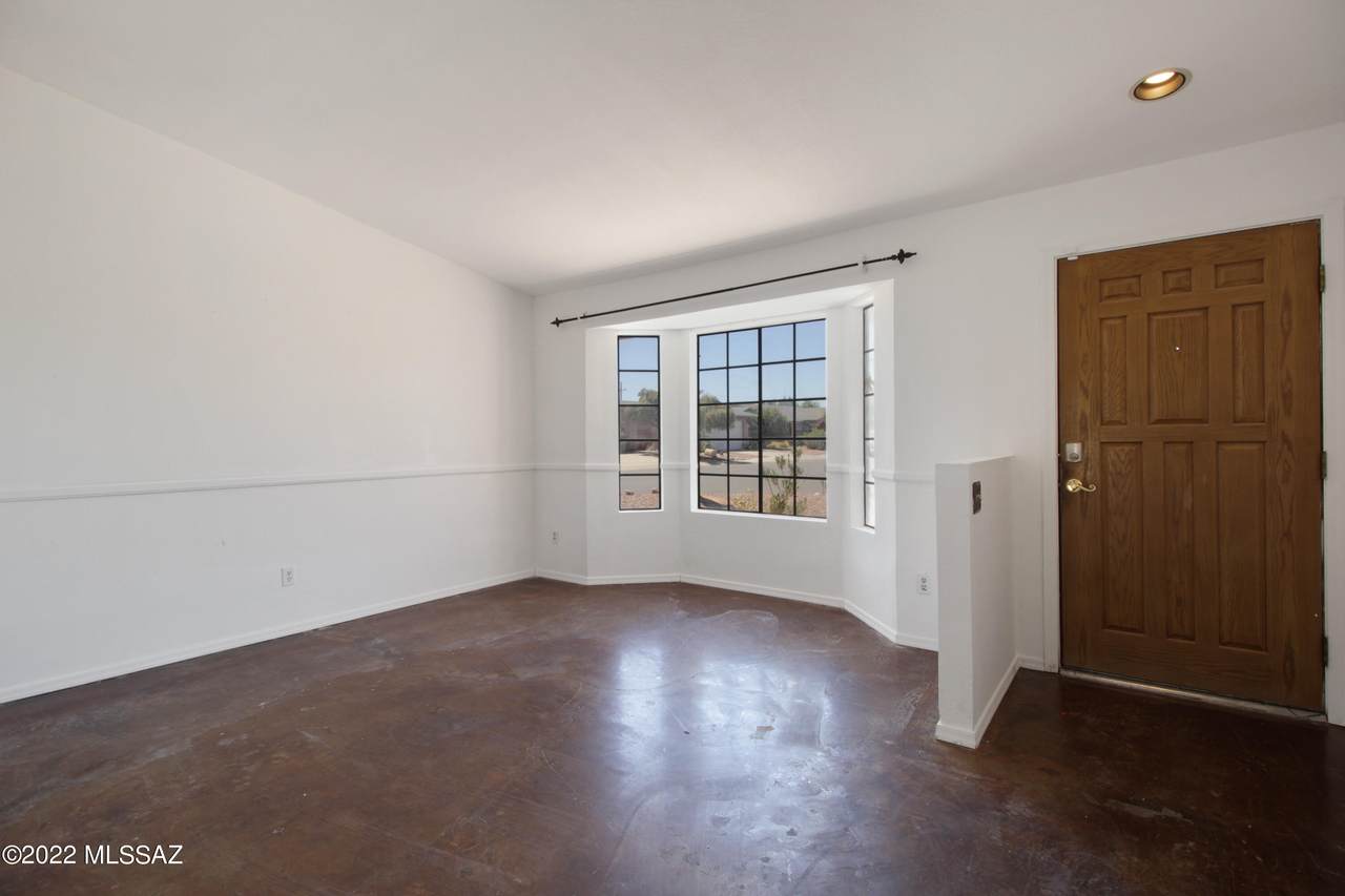 4620 Bluebell Way - Photo 1