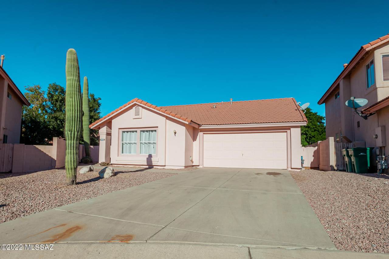 9961 Pony Place - Photo 1