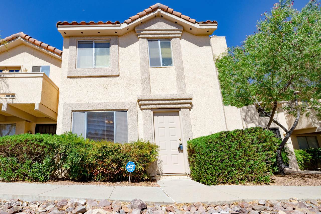 2734 Avenida Azahar - Photo 1