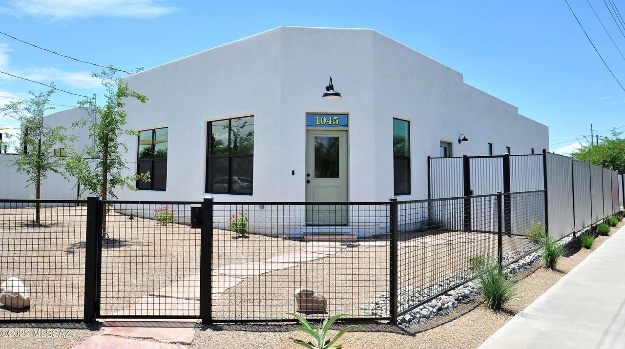 1045 Anita Avenue - Photo 1