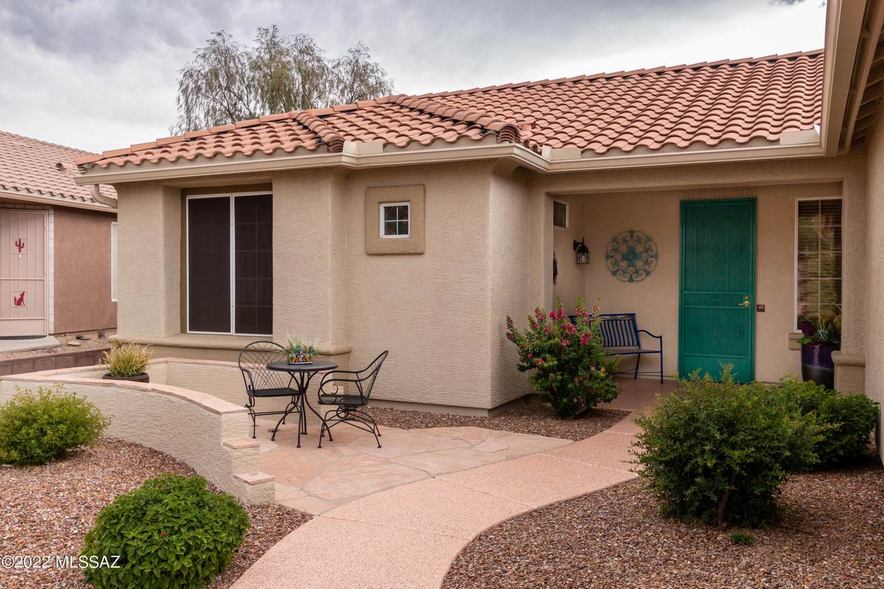 8082 Mesa Point Drive - Photo 1