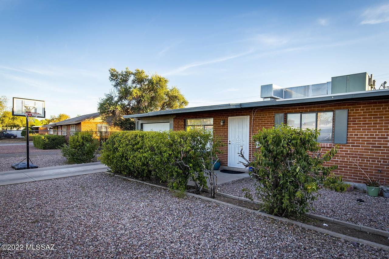 6526 Calle Castor - Photo 1