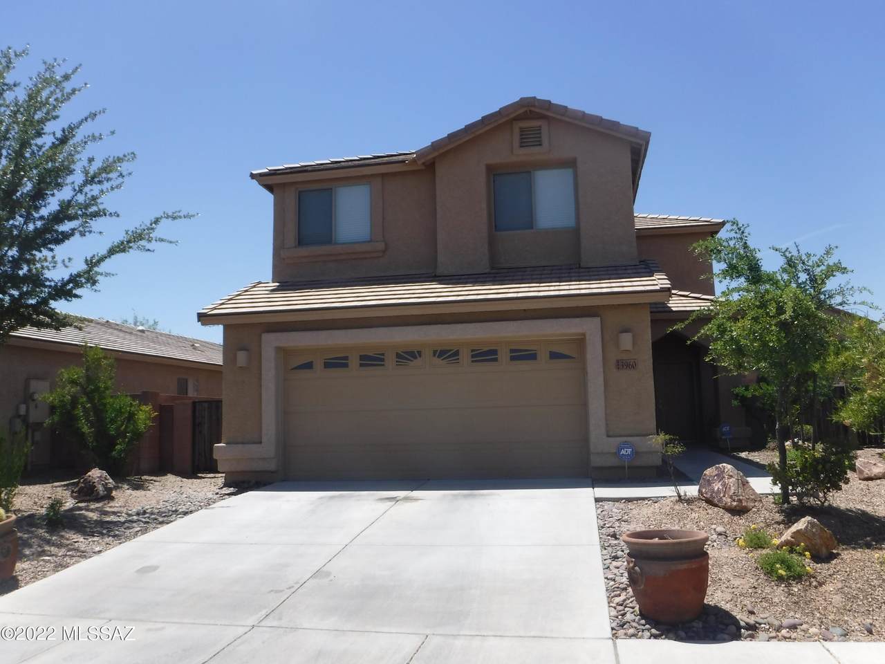 3960 Coolbrooke Drive - Photo 1