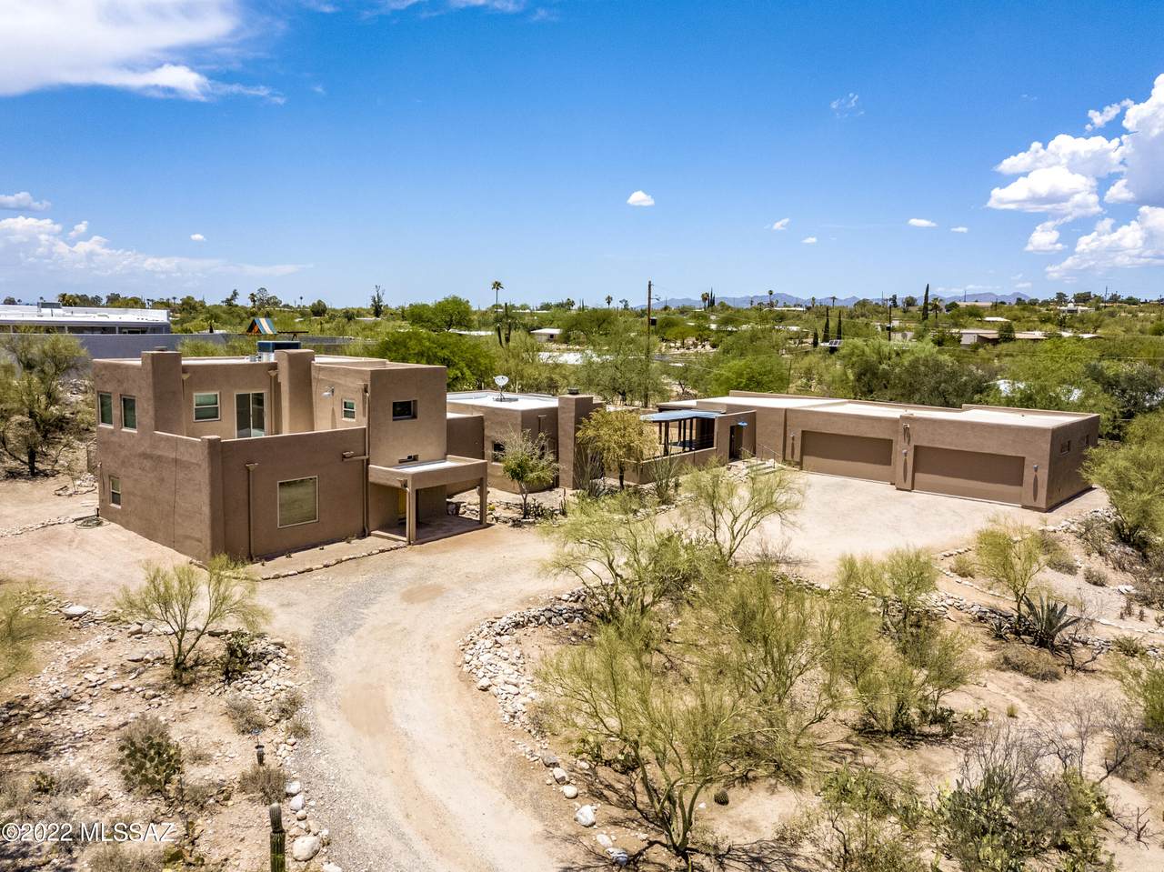 540 Deone Circle - Photo 1