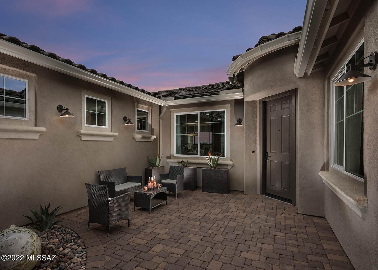 7823 Buckeye Path - Photo 1