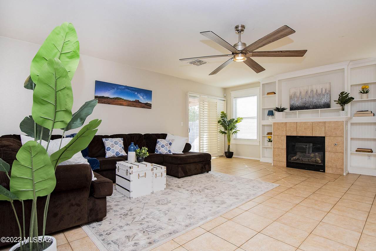 277 Monterey Cypress Street - Photo 1