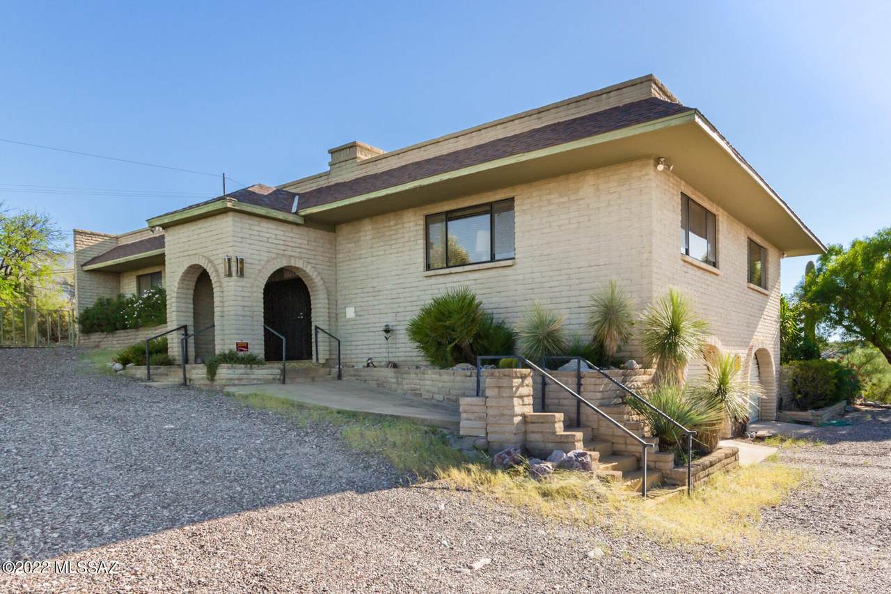 4720 Caida Place - Photo 1
