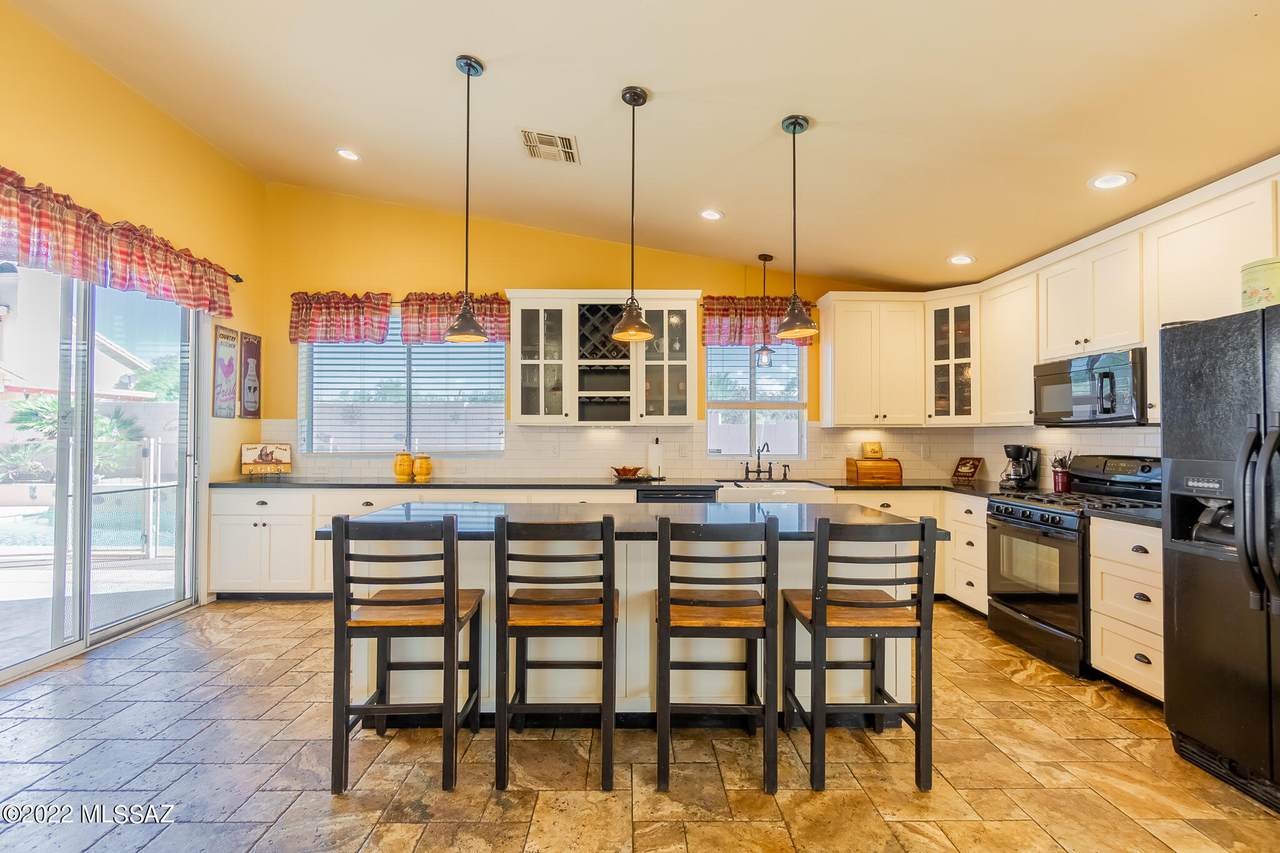11386 Eagle Landing Place - Photo 1