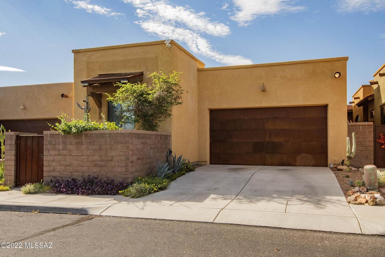9569 Ventaso Circle - Photo 1