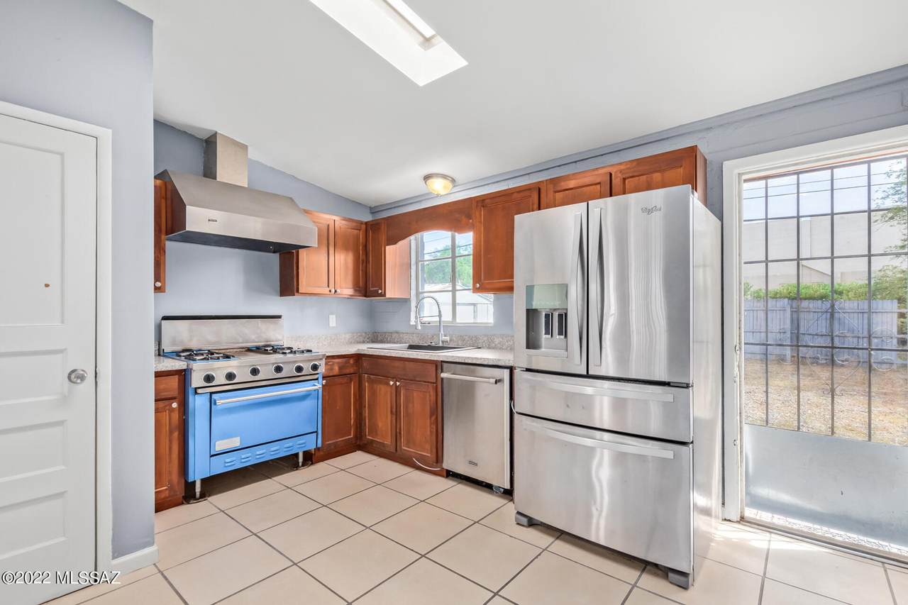 858 Water Street - Photo 1
