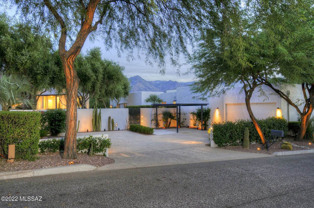 8481 Milford Place - Photo 1