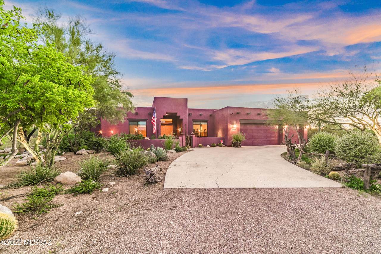 5455 Oasis Road - Photo 1