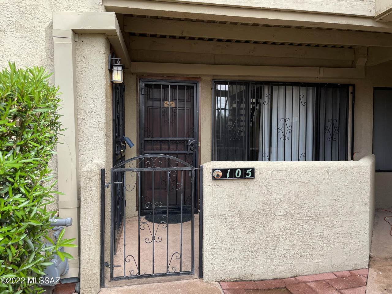8255 Oracle Road - Photo 1