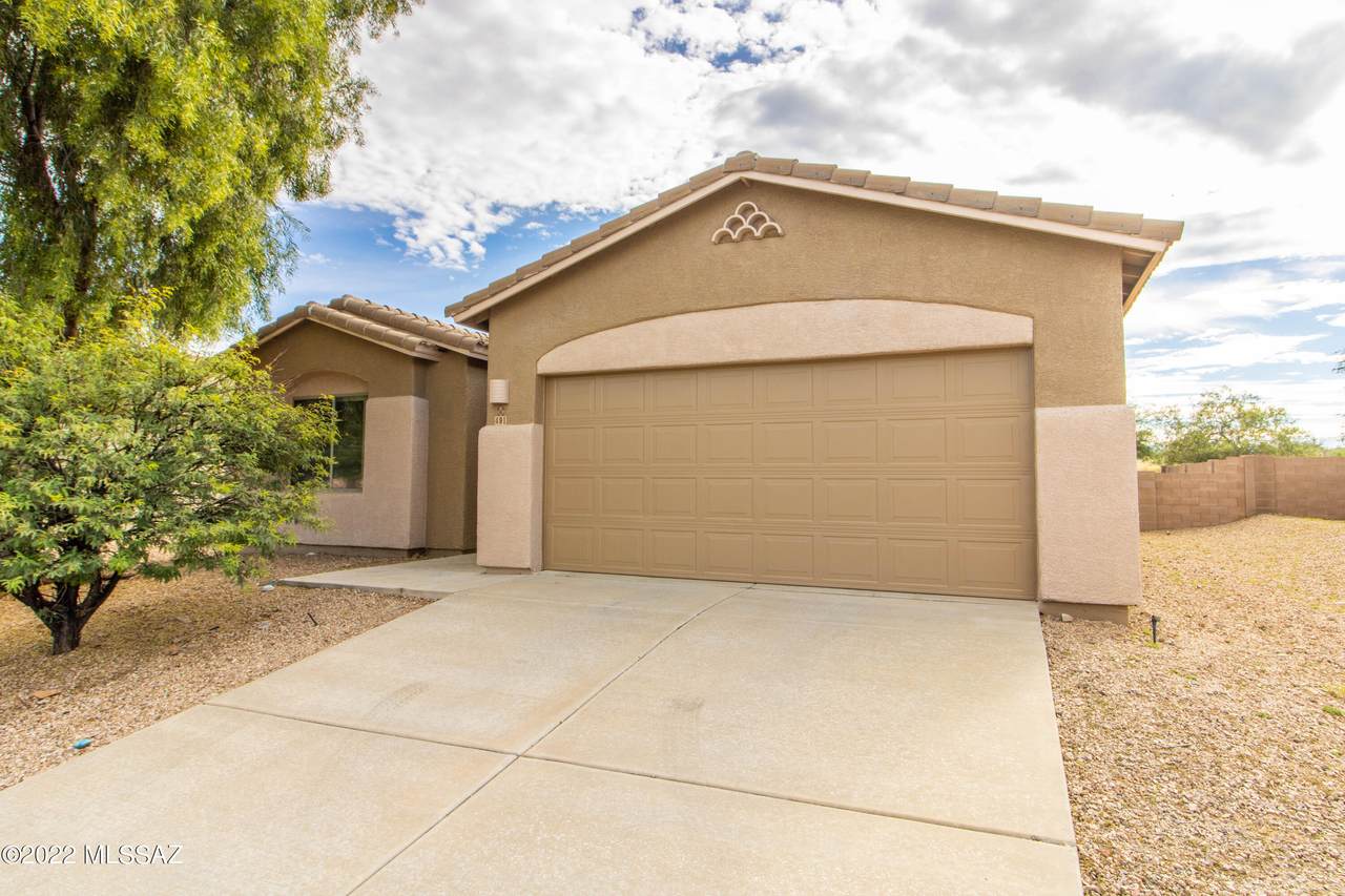 491 Blue River Loop - Photo 1