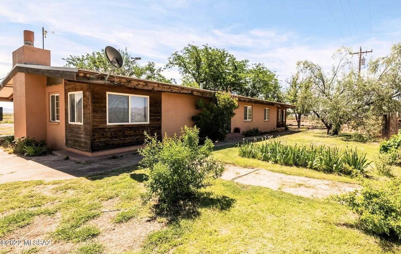 4737 Duke Road - Photo 1