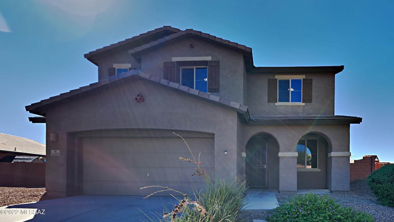 60299 Center Circle - Photo 1