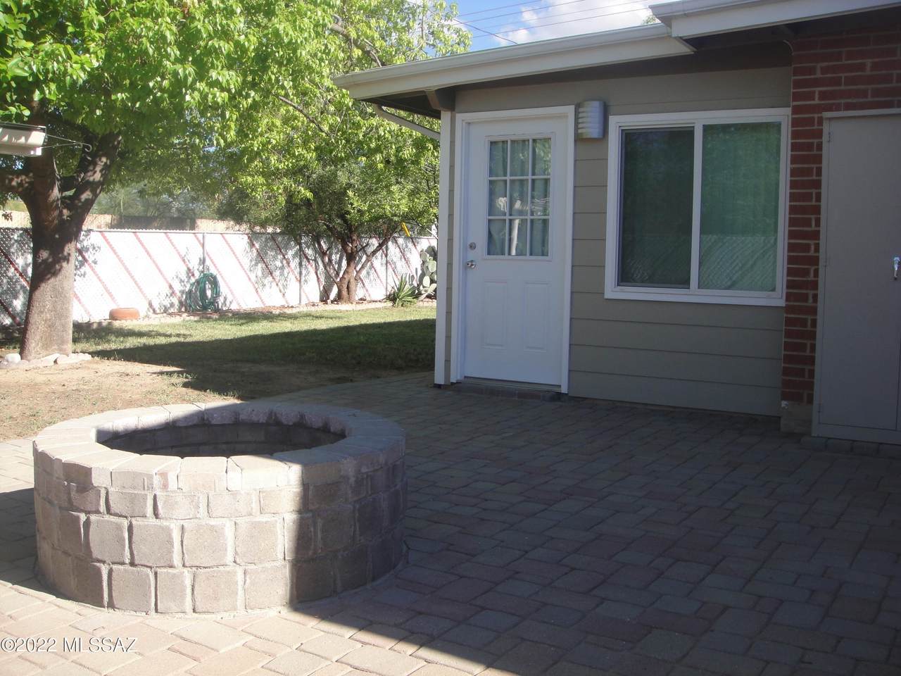 2802 Cloverland Avenue - Photo 1
