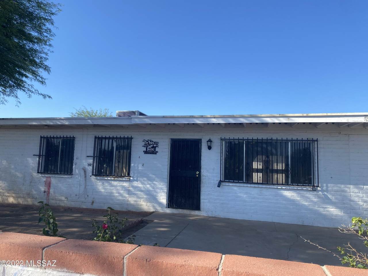 4724 Cherry Avenue - Photo 1