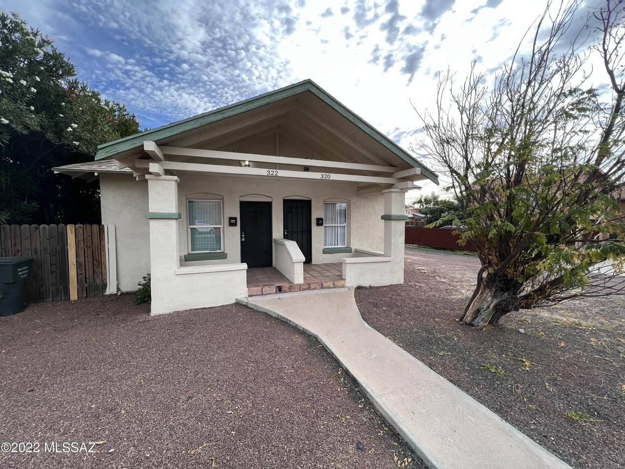809 8Th Street - Photo 1