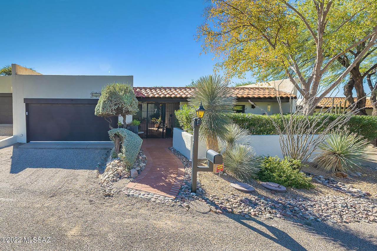 7547 Palm Circle - Photo 1