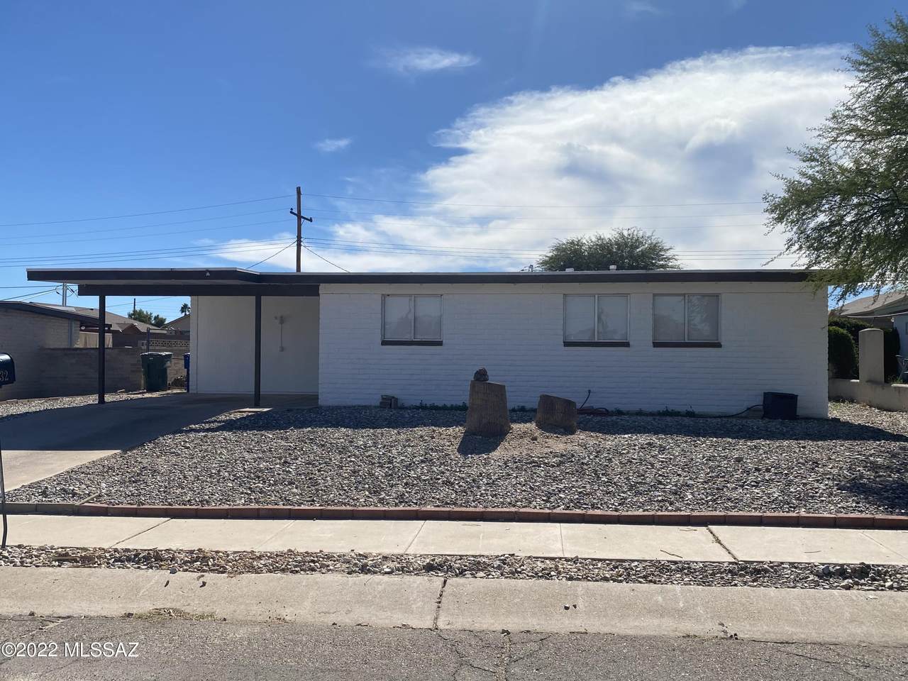8032 Nicaragua Drive - Photo 1