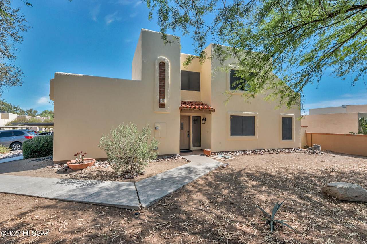 2422 Ironwood Ridge Drive - Photo 1