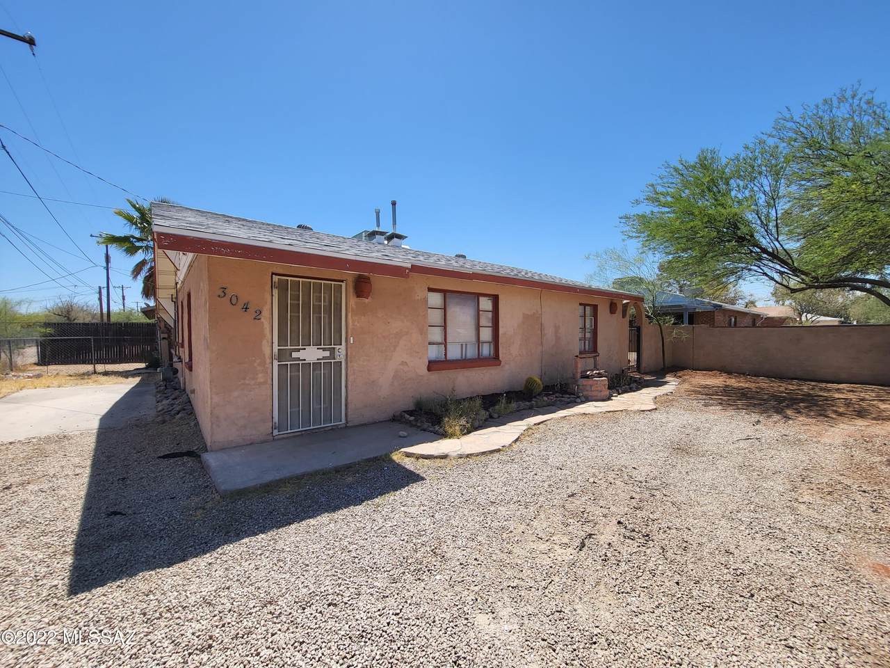 3042 Park Avenue - Photo 1