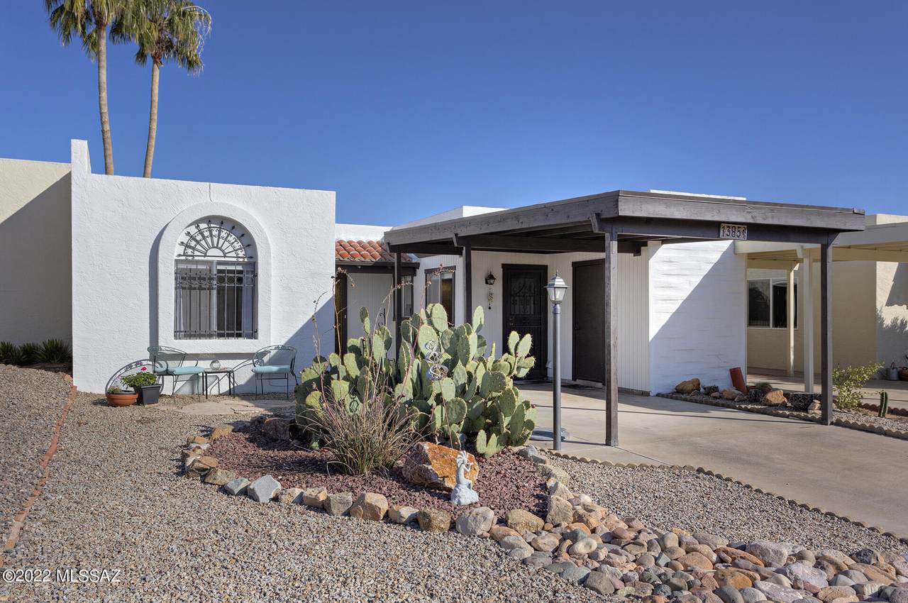 1385 Desert Meadows Circle - Photo 1