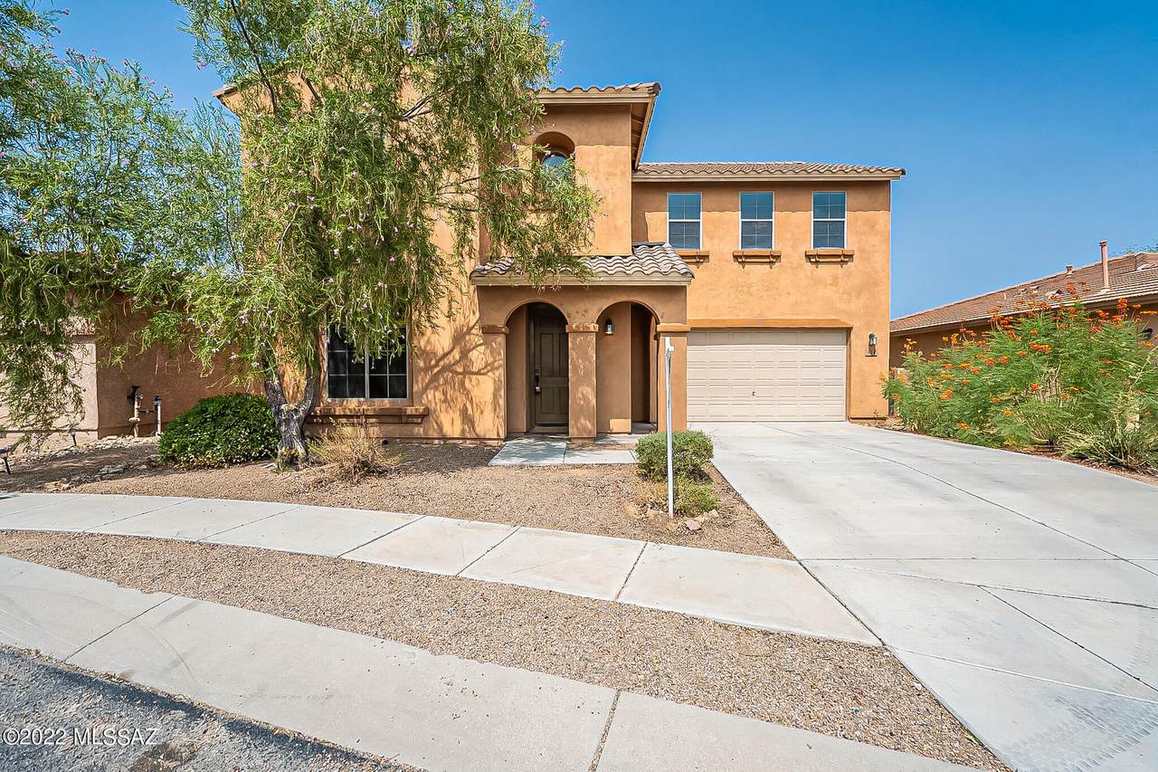 814 Camino Curvitas - Photo 1